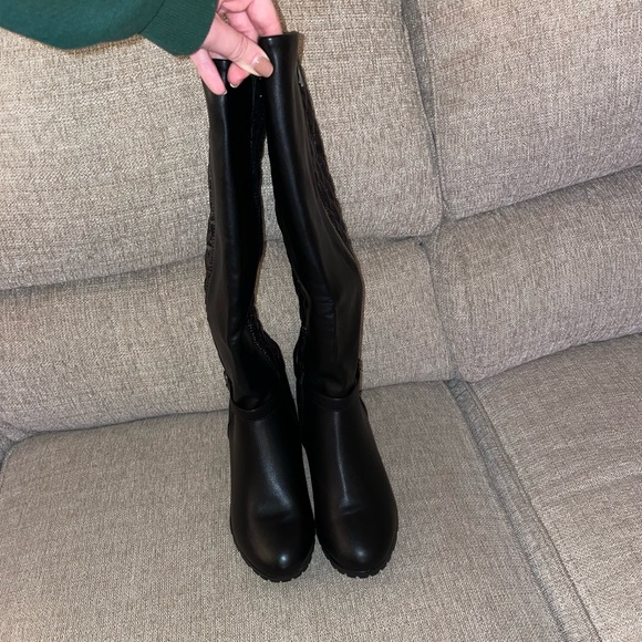 NWT Black Boots - Picture 2 of 5